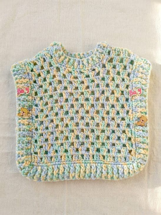 Colección Chalequitos Tejidos a Crochet para Bebé - Varios Modelos — imagen 1 de 6