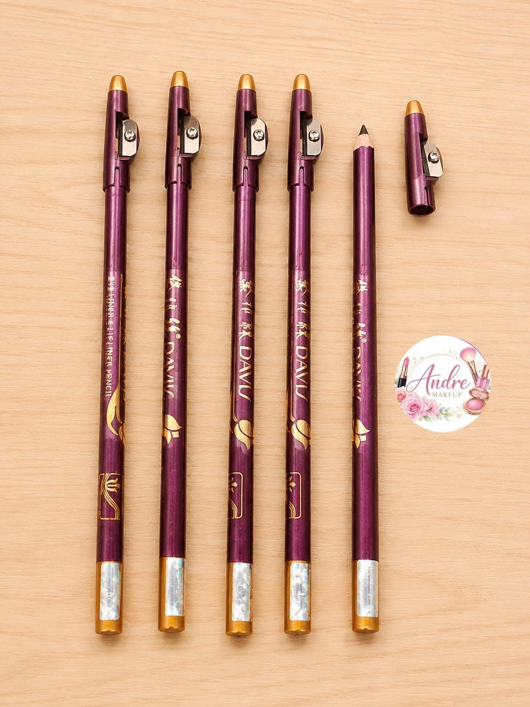 💄✨ Lápiz delineador para ojos y labios con sacapuntas ✨💄