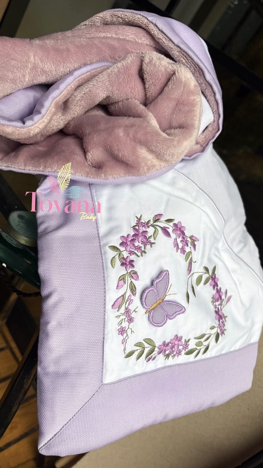 Manta de Plush Nena — imagen 1 de 7
