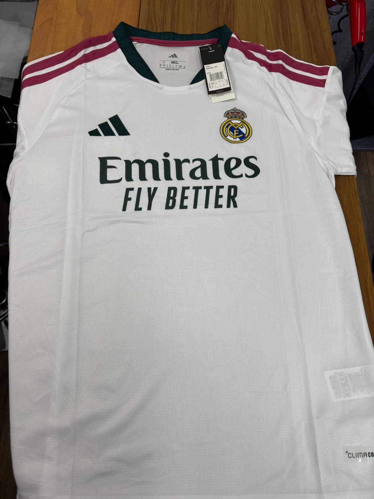 Remera Real Madrid talle L