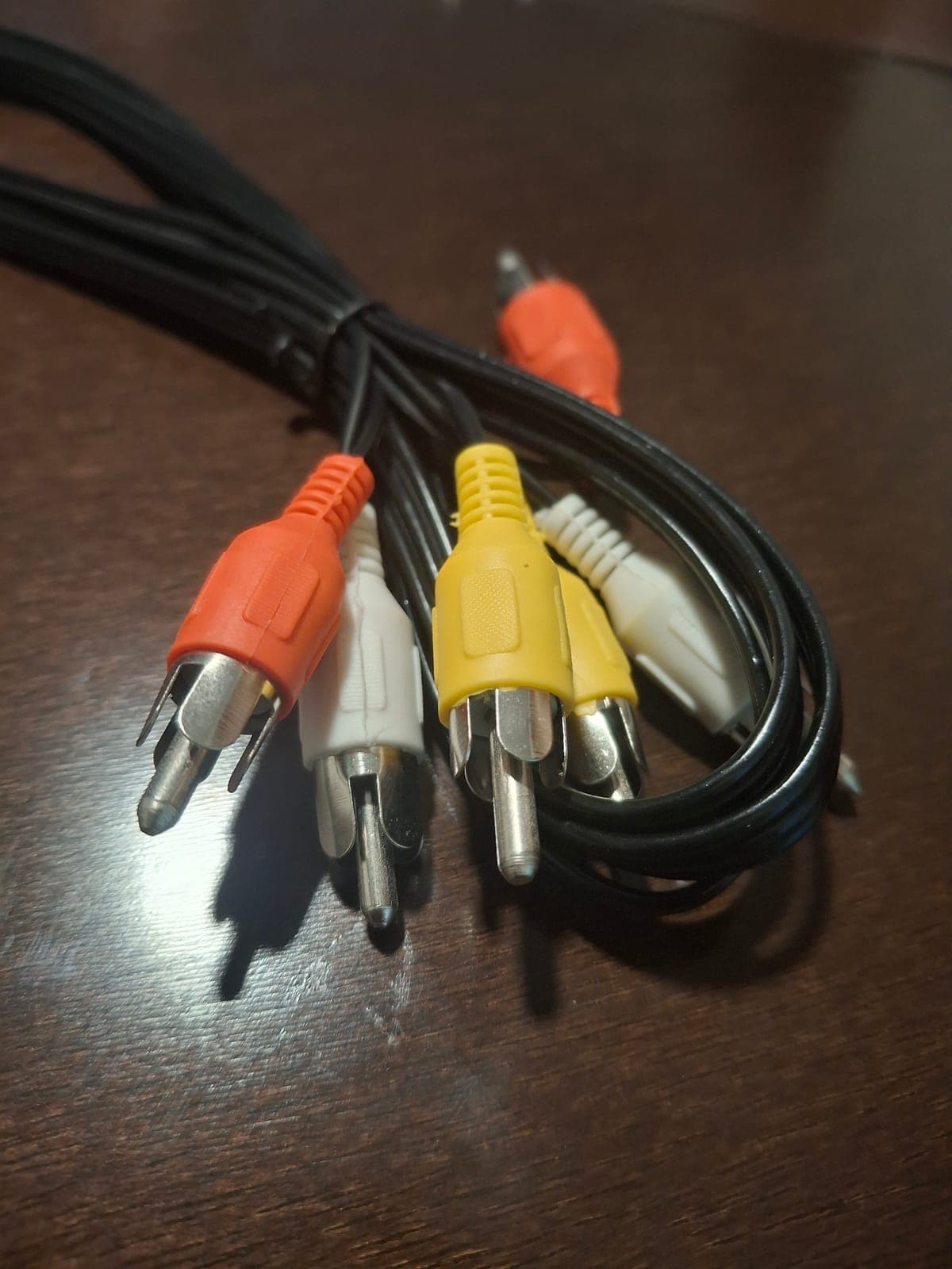 Cable audio video / RCA (compuesto) — imagen 1 de 1