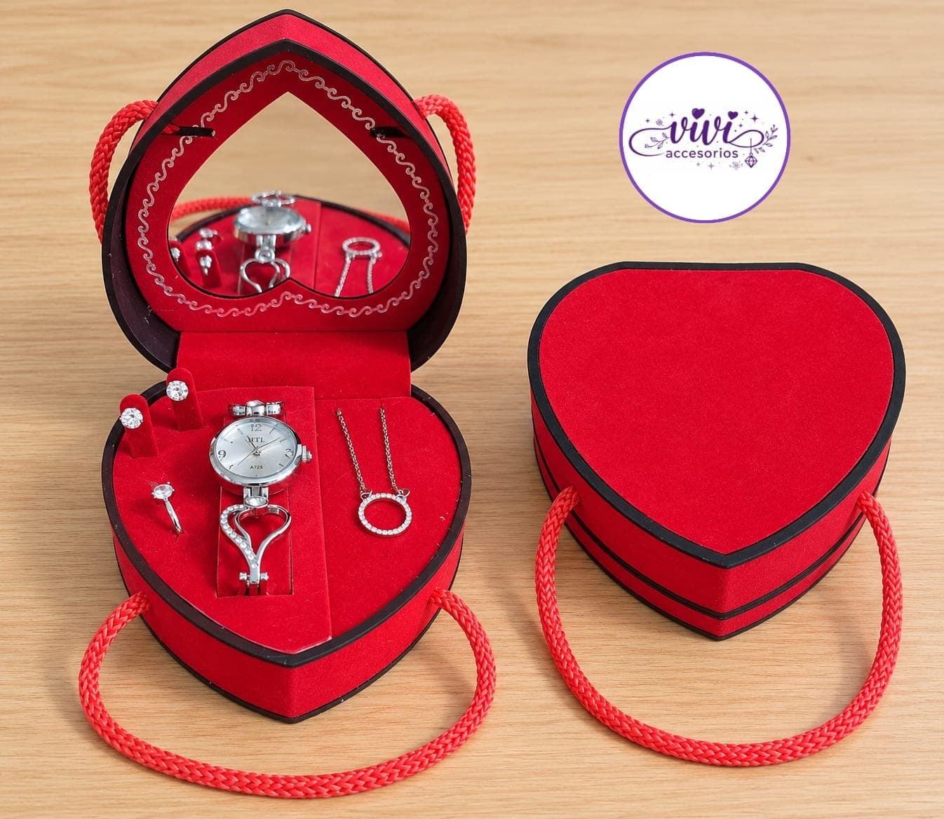 Joyero con reloj y accesorios — imagen 1 de 1