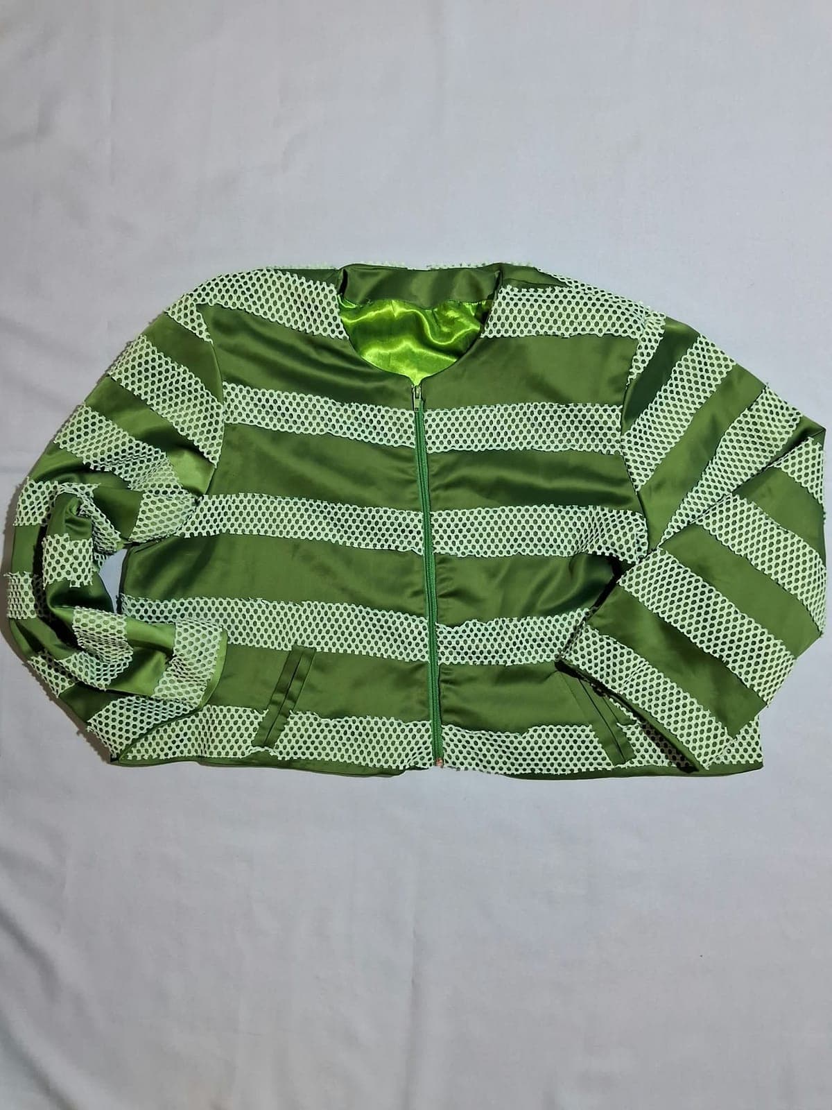 Campera verde — imagen 1 de 2
