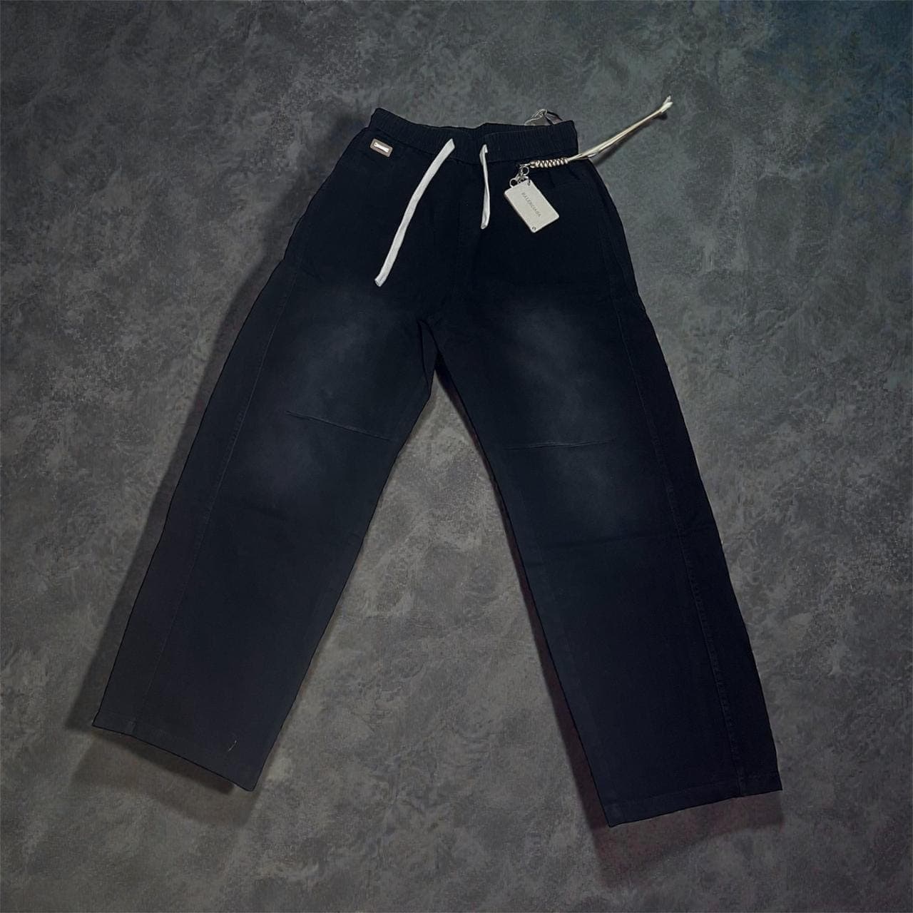 Jean negro estilo casual