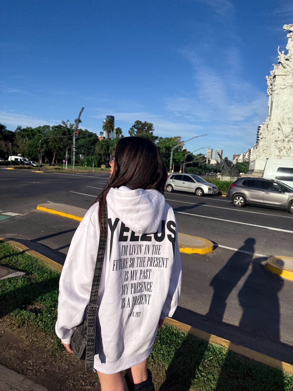 Buzo Yeezus — imagen 1 de 4