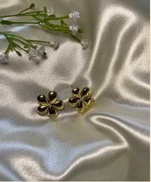 Aretes Flor — imagen 1 de 1
