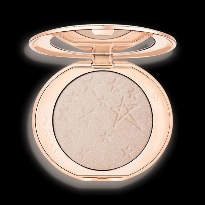 Iluminador Charlotte Tilbury — imagen 1 de 3