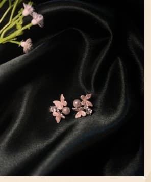 Aretes Mariposa Rosa — imagen 1 de 1