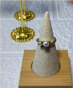 Anillo con perla — imagen 1 de 1