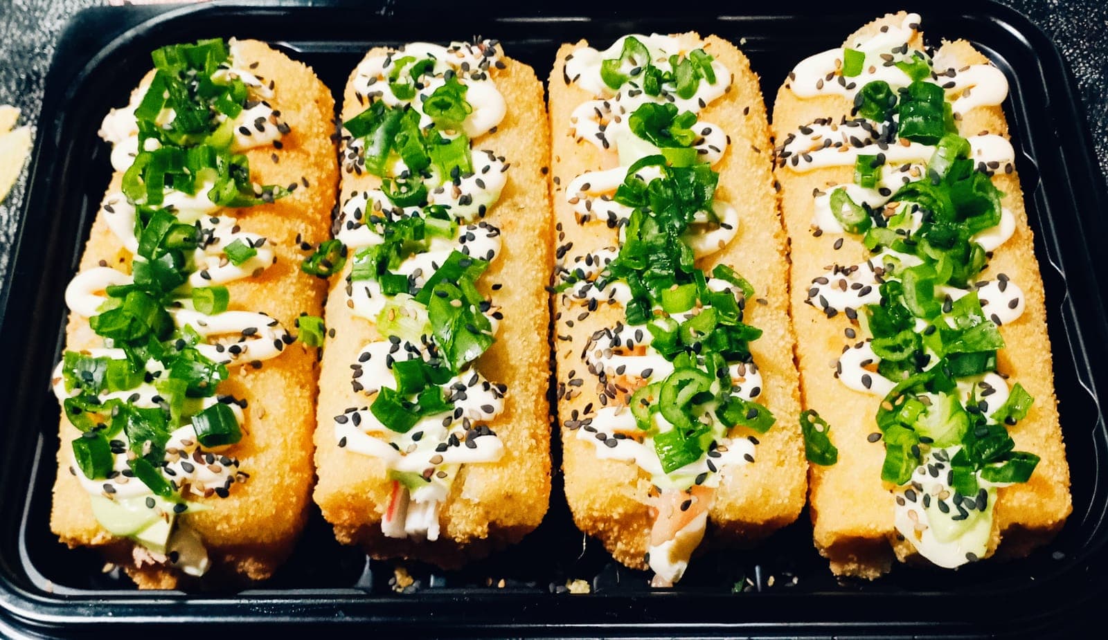 Box degustación: 4 Dog sushi chicos