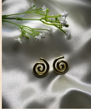 Aretes Espiral Dorado — imagen 1 de 1