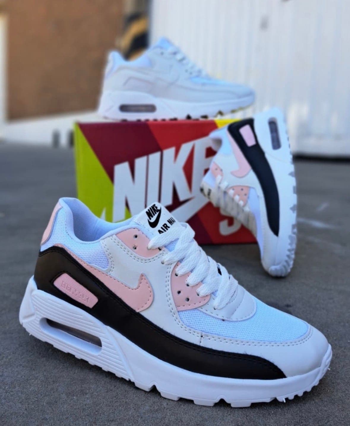 Zapas estilo Nike — imagen 1 de 1