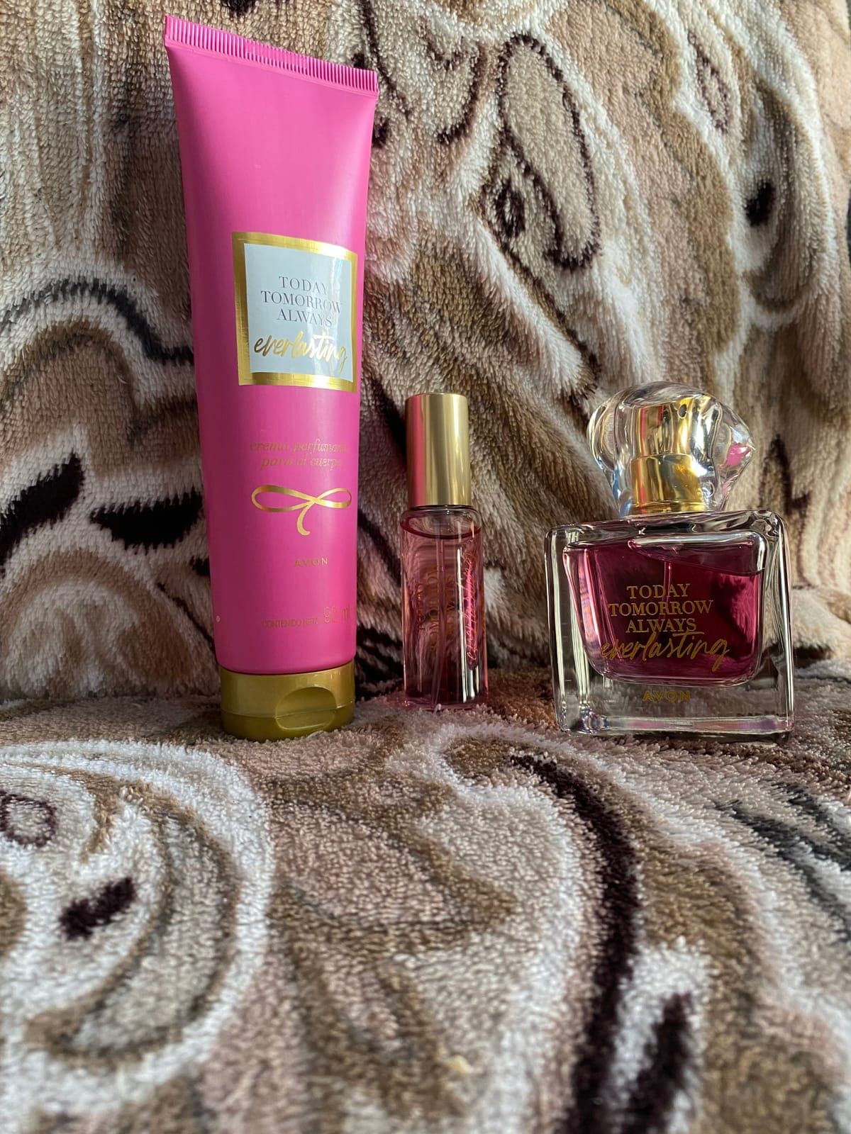 🌸 Kit Today Tomorrow Always – Perfume + Crema + Perfume 15 ml