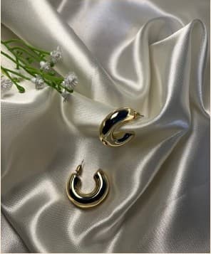Aretes C-Shape Dorados — imagen 1 de 1